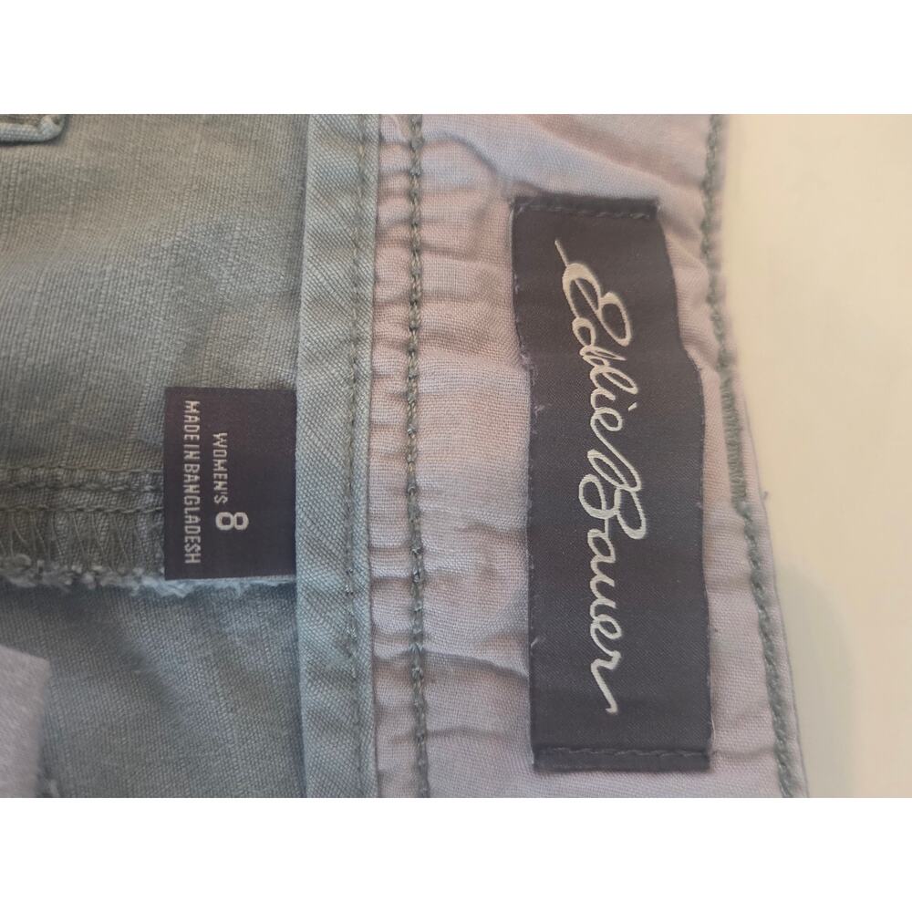 Eddie Bauer Light Forest Green Womens Shorts - Size 8 - Picture 4 of 4